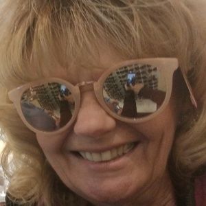 Meet your Posher, Ann